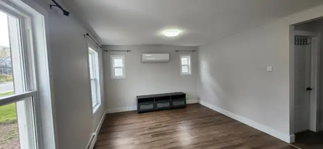 3-Bedroom House for Long-Term Rent in Truro in Long Term Rentals in Truro - Image 3