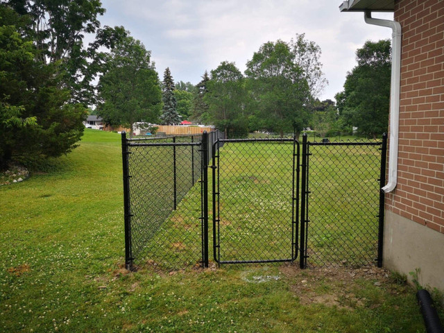 CHAIN LINK FENCE SUPPLIES in Decks & Fences in Kingston - Image 4