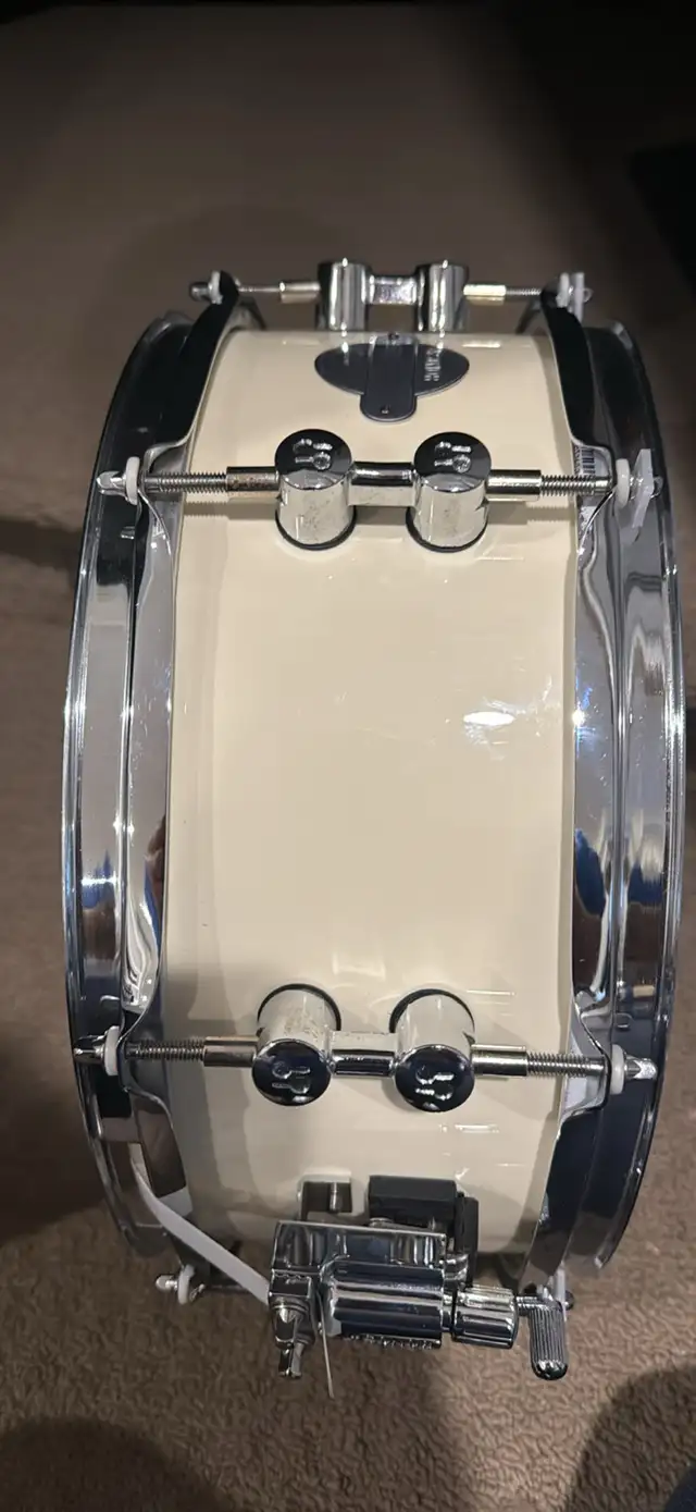 Sonor birch snare drum in Drums & Percussion in Hamilton - Image 10