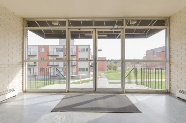 Renovated 1-BR Near Health Sciences North – Secure Entry in Long Term Rentals in Sudbury - Image 10