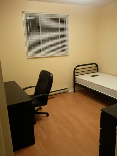The spacious room on the second floor off of 5 bedrooms. Includes: Living/Dining rooms, kitchen, two...
