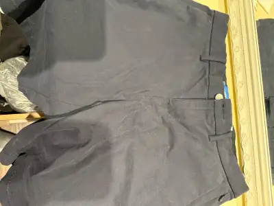 Men’s/Teen walking shorts size 28, View more