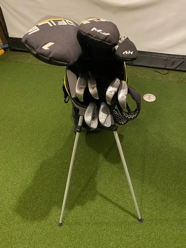 Wilson Profile SGi Teen Package Set with Carry Bag in Golf in London - Image 5