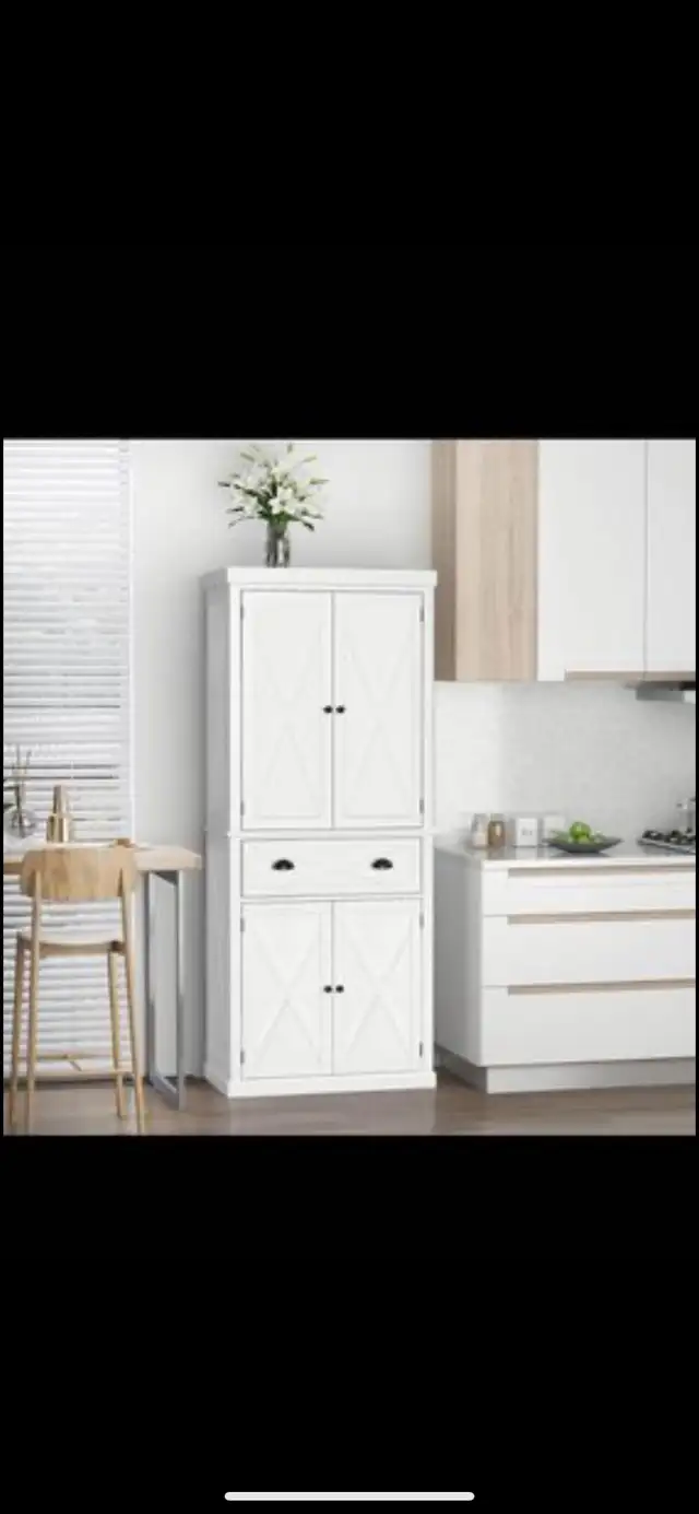 Kitchen cabinet  in Storage & Organization in Markham / York Region - Image 2