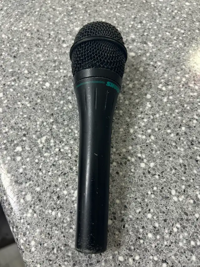 Shure BG 2.1 Dynamic Microphone in Pro Audio & Recording Equipment in Oshawa / Durham Region - Image 2