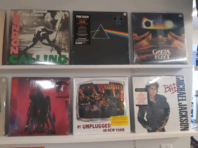 Classic Vinyl Records in CDs, DVDs & Blu-ray in Leamington - Image 3