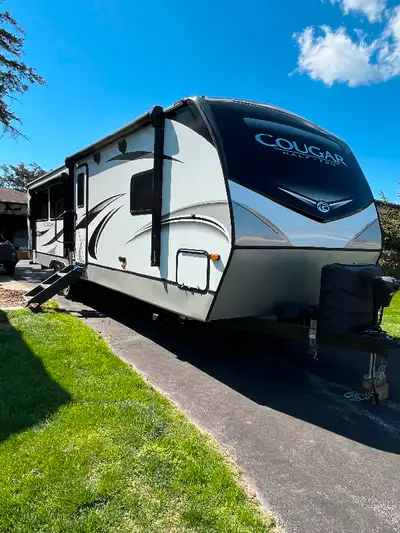 2021 Cougar 35 foot Travel Trailer