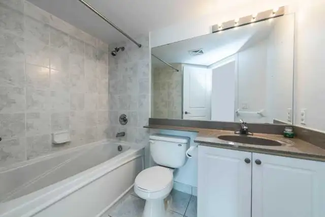 Room for Rent – Prime Yonge & Sheppard | 1-Min Walk to Subway | in Room Rentals & Roommates in City of Toronto - Image 7