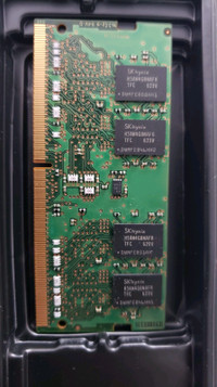 SK Hynix 4GB DDR4 SODIMM. 