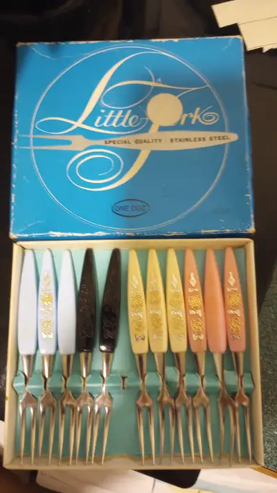 177 Vintage 1960s Little Fork Set, (Rare Find) Boxed  $20, View more