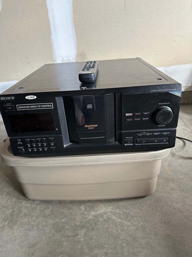 Sony 200 cd changer  in Stereo Systems & Home Theatre in Muskoka - Image 2