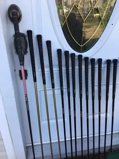 YONEX ADX FL WOMEN S  GOLF SET. $150, View more