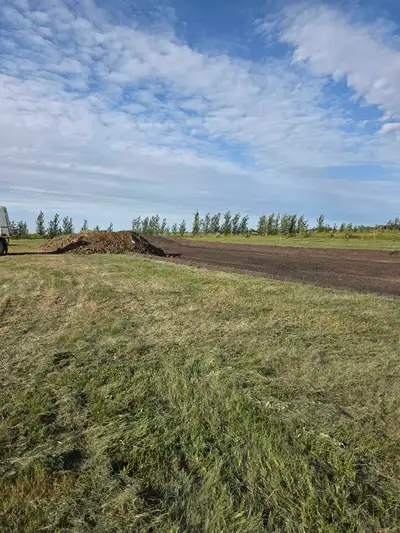 Top soil for sale. Excellent for any project/landscaping. Rock free. Delivery/loading available. Car...