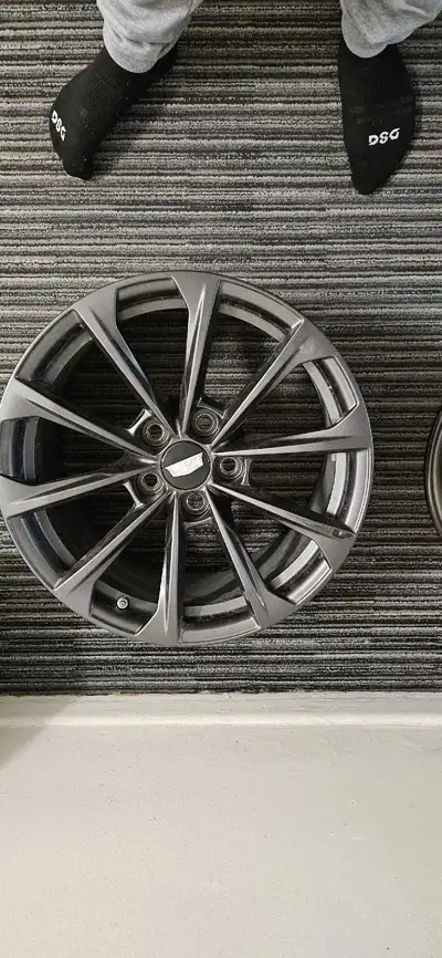 Selling a Set of 18 inch 5x120 Cadillac ct4 v blackwing rims the are pretty much brand new looking f...