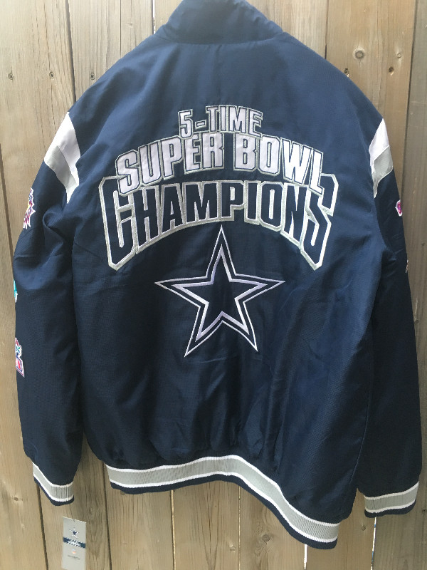 Dallas Cowboys varsity football jacket - size XL in Football in St. Catharines - Image 2