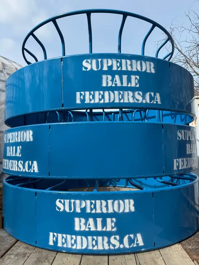 Bale Feeder in Livestock in Vanderhoof - Image 3