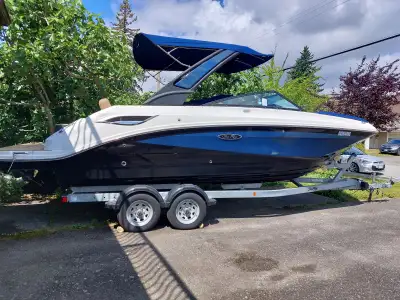 Sea Ray 250SDX built in 2022 - almost new. Very little use, mint condition. Only 53 hours on the Mer...