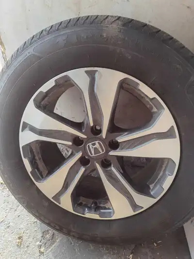 17 inch rims and firestone all season tires. 235/65/17.