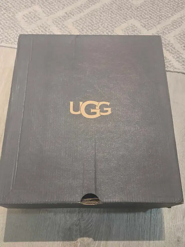 UGG Mens Ritter Waterproof Boots, Size 11 in Men's Shoes in City of Toronto - Image 9