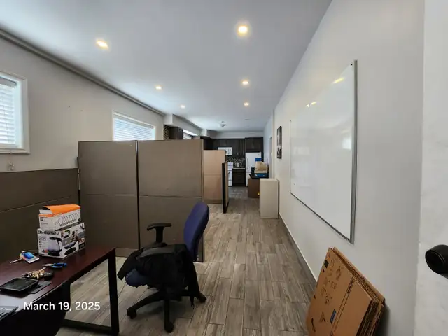 OMVIC Approved office space with 3 parking for lease in Commercial & Office Space for Rent in Oshawa / Durham Region - Image 10