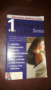 Women's Health, Volume 1: An Alternative Medicine Guide Paperbac