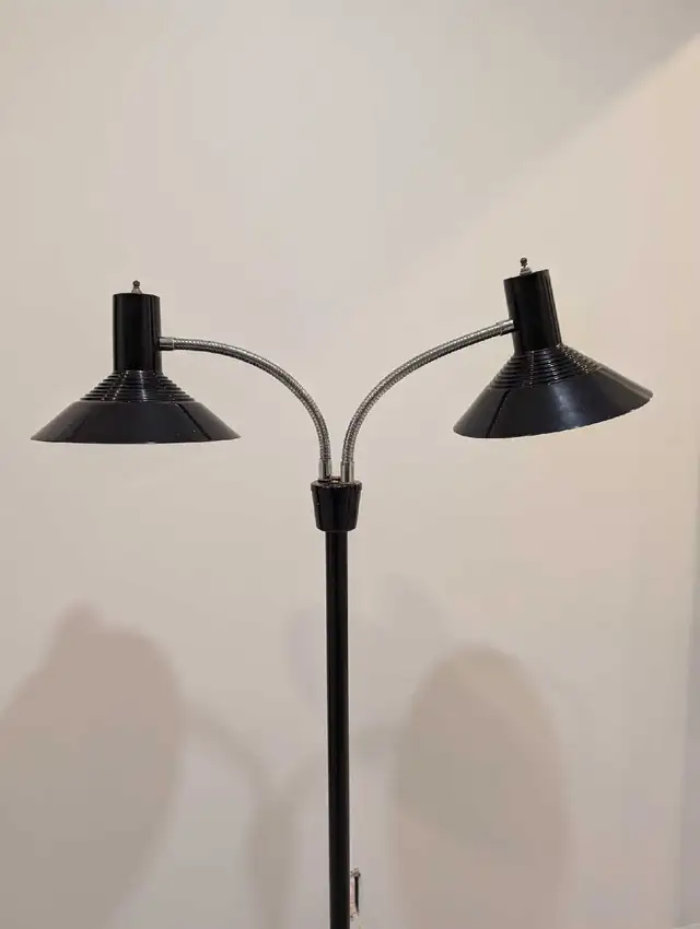 MCM two light gooseneck floor lamp in black in Indoor Lighting & Fans in Oshawa / Durham Region - Image 3