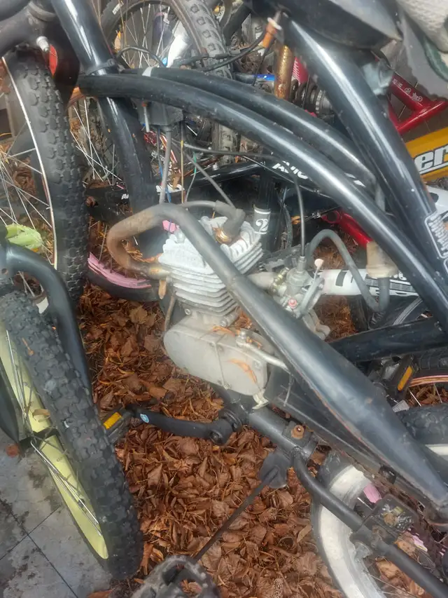 A gas bicycle in eBike in Mississauga / Peel Region - Image 4