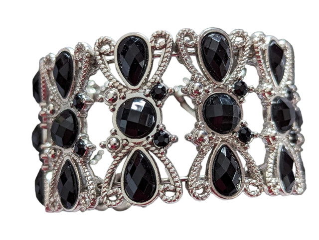 Black Rhinestone Bracelet in Jewellery & Watches in Mississauga / Peel Region - Image 3