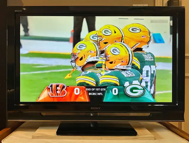 Télé usagé Sony Bravia 40 po 1080p KDL-40WL140 / 40" used TV in TVs in City of Montréal - Image 9