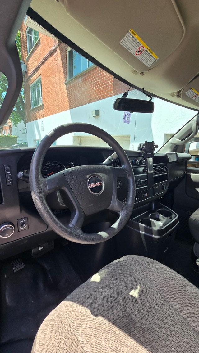 GMC SAVANA — photo 3