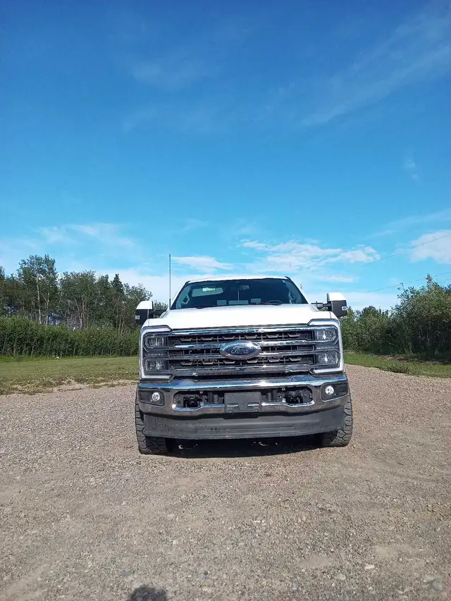 2023 F350 Diesel Lariat 