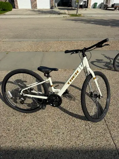 Trek verve 1 low step mountain bike. XS size. Great condition., View more