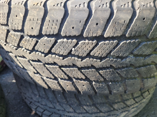 4 Winter tires on rim 195 65 r 15$250 in Tires & Rims in Ottawa