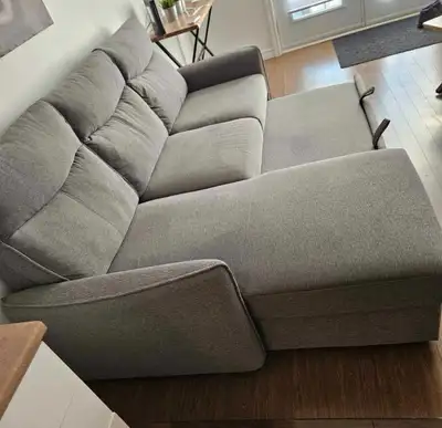 Divan sectionnel se transformant en divan lit, View more