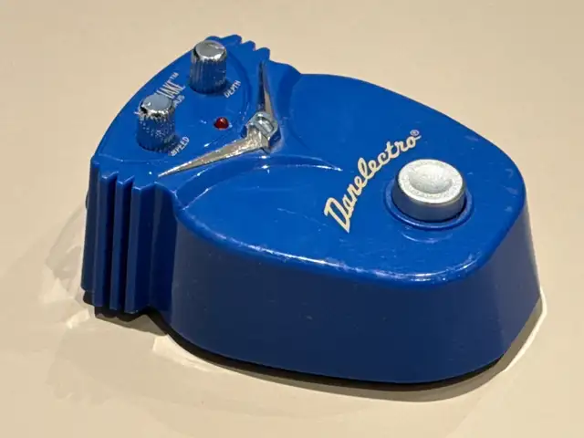 Danelectro Milkshake Chorus in Amps & Pedals in City of Toronto - Image 3