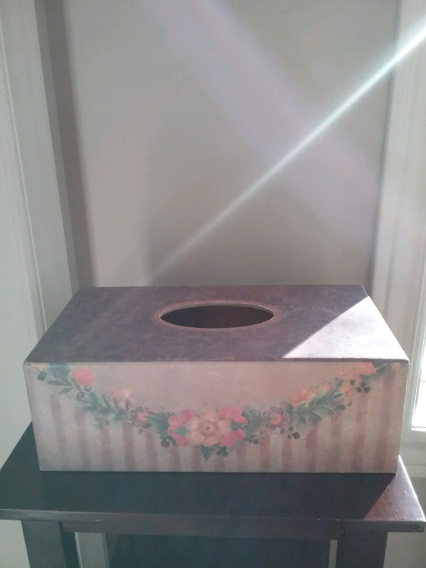 Decorative Kleenex Box Cover in Home Décor & Accents in Markham / York Region - Image 2