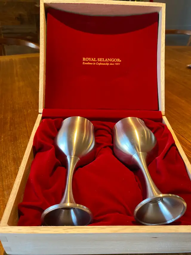 Pewter Wine Goblets - Royal Selangor  with Wooden Gift Box in Arts & Collectibles in City of Toronto - Image 3