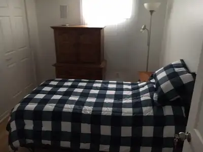Chambre a louer pour étudiant a St Jerome prêt de tous les services. Chambre a louer meublée privée,...