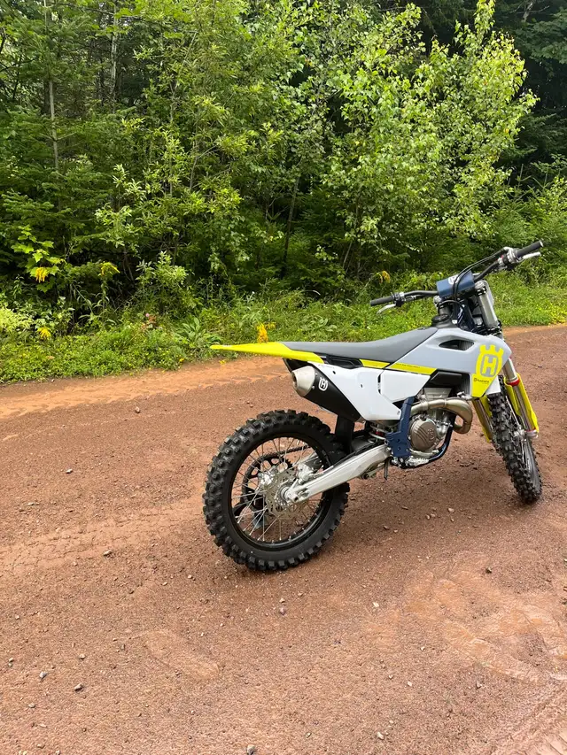 2023 fc350 husqvarna  in Dirt Bikes & Motocross in Moncton - Image 4