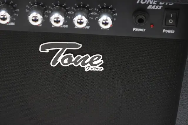 TONE B15 - 15 WATTS BASS AMPLIFIER (#4658) in Amps & Pedals in City of Halifax - Image 8