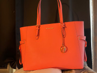Micheal Kors Large Tote
