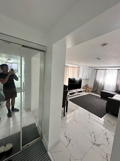 ONE BEDROOM APARTMENT FOR RENT 3