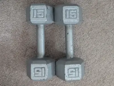 2 x 15 lb weights, View more