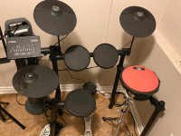 YAMAHA DTX electric drum for sale. Rarely used!