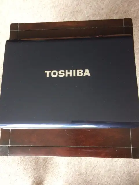 Toshiba Satellite P200-BW5 17" Laptop in Laptops in Belleville - Image 8