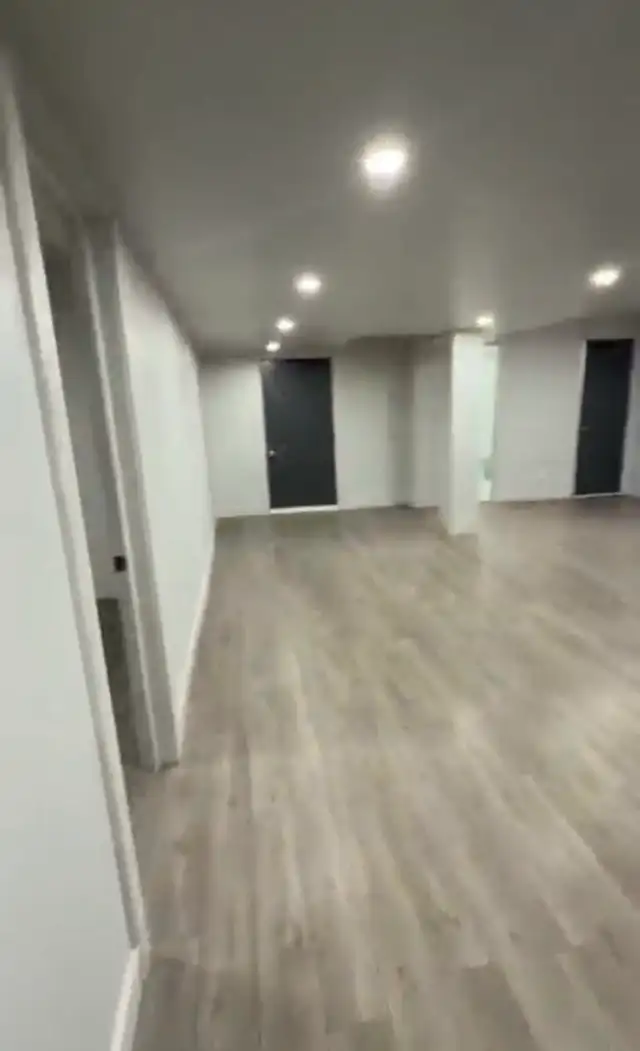 4 Bedroom Basement in Vaughan in Long Term Rentals in Mississauga / Peel Region - Image 11