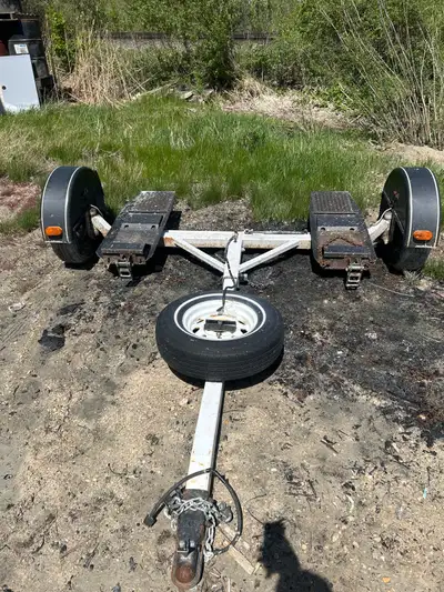 Car dolly with steer axle comes with trailer puller dolly