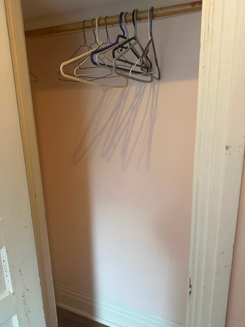 Second floor room for rent 4