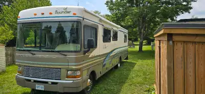 Located in Cobourg Ontario. Ford v10 gas chassis. 34 feet long sleeps 6. Queen bed. Pull out sofa an...