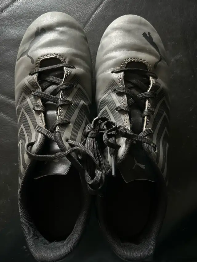 Soccer cleats  in Soccer in Winnipeg - Image 2